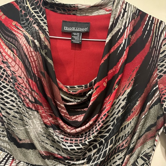 Frank Lyman Blouse Size 8
Cowl Neck Faux Wrap - Picture 4 of 5